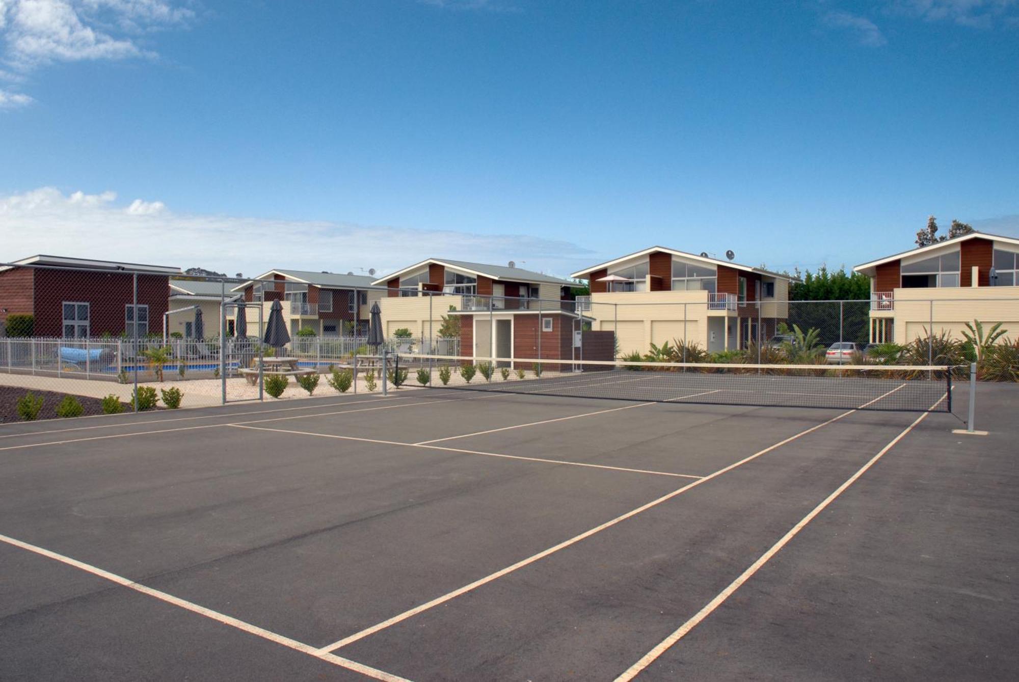 Beachside Resort Motel Whitianga Bagian luar foto