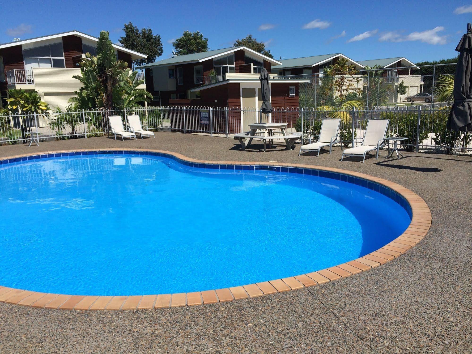 Beachside Resort Motel Whitianga Bagian luar foto